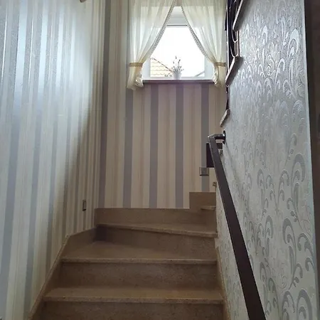 Проживание в семье Samana