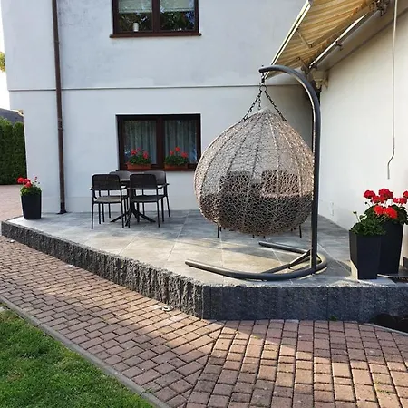 Проживание в семье Samana