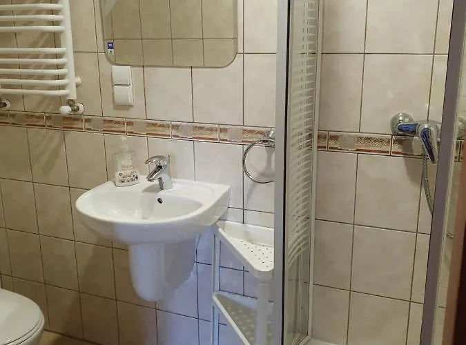 ホームステイ Samana ジブヌベク