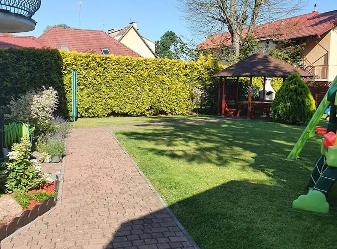 ホームステイ Samana ジブヌベク