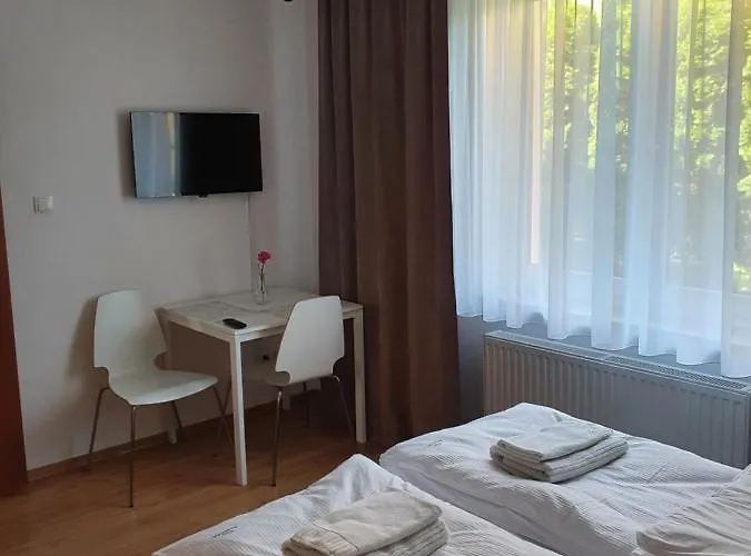 ホームステイ Samana ジブヌベク